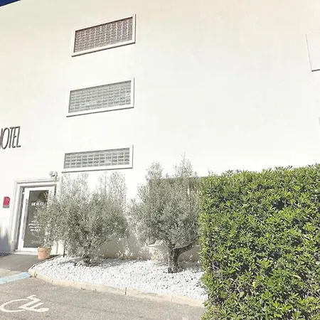 Hotel Blanc Sable Golfe Juan