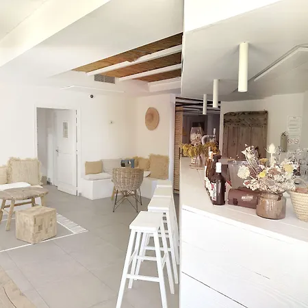 ホテル Blanc Sable ゴルフ・ジュアン