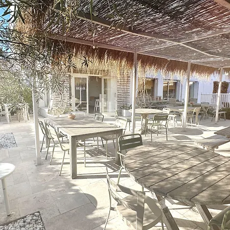 Blanc Sable Hotel 3*